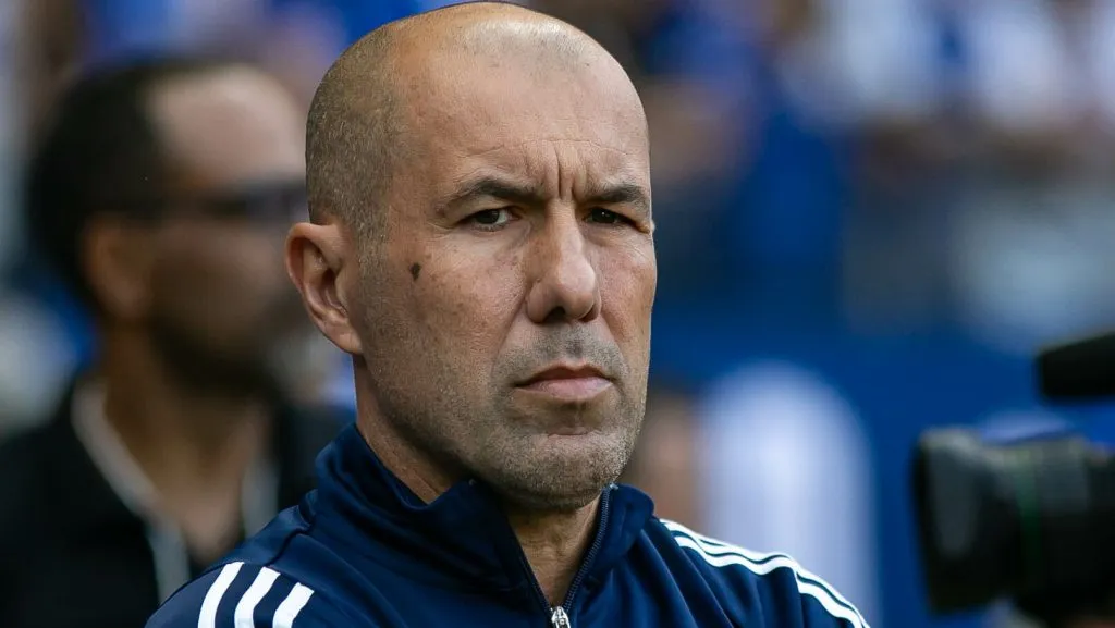 Leonardo Jardim durante partida. Foto: Fernando Moreno/AGIF