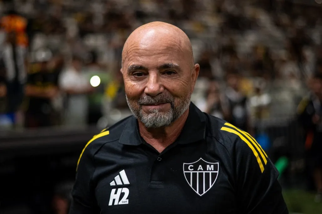 Sampaoli tecnico do Atletico-MG durante partida contra o Sport no estadio Arena MRV pelo campeonato Brasileiro A 2025. Foto: Alessandra Torres/AGIF