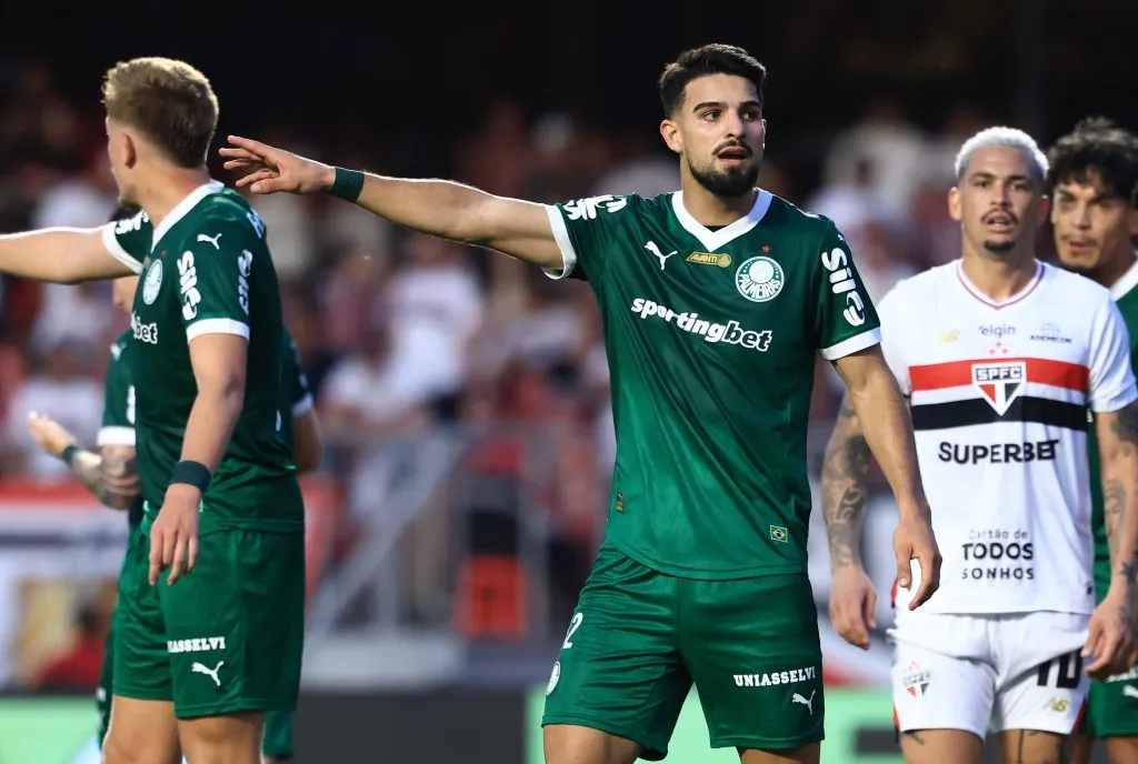 Flaco Lopez jogador do Palmeiras durante partida contra o Sao Paulo no estadio Morumbi pelo campeonato Brasileiro A 2025. Foto: Marcello Zambrana/AGIF