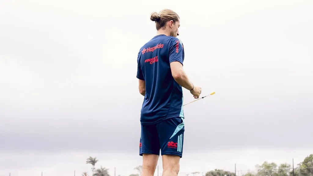 Filipe Luís alegou que a situação atrapalhou o treino - Foto: Adriano Fontes/Flamengo.