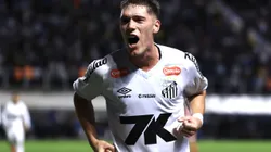 SP - SANTOS - 01/05/2025 - COPA DO BRASIL 2025, SANTOS X CRB - Benjamin Rollheiser jogador do Santos comemora seu gol durante partida contra o CRB no estadio Vila Belmiro pelo campeonato Copa Do Brasil 2025. Foto: Marcello Zambrana/AGIF