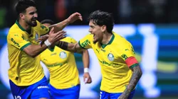 Gustavo Gómez (à direita) foi único dos convocados fora de Palmeiras x RB Bragantino