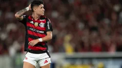 RJ - RIO DE JANEIRO - 25/08/2025 - BRASILEIRO A 2025, FLAMENGO X VITORIA - Luiz Araujo jogador do Flamengo lamenta durante partida contra o Vitoria no estadio Maracana pelo campeonato Brasileiro A 2025. Foto: Jorge Rodrigues/AGIF