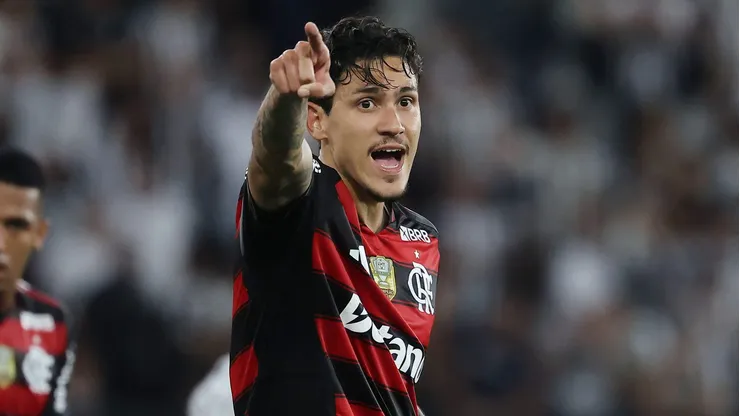 Pedro, atacante do Flamengo em partida pelo campeonato brasileiro (Foto: Wagner Meier/Getty Images)