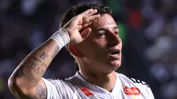 Alvaro Barreal, atacante do Santos em partida pelo campeonato brasileiro (Foto: Buda Mendes/Getty Images)