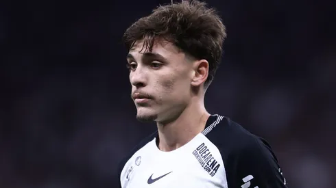 Breno Bidon recebeu diversas críticas por pênalti marcado na Vila Belmiro