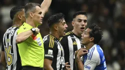 Gabriel Menino, volante do Atlético Mineiro em partida pelo campeonato brasileiro (Foto: Pedro Vilela/Getty Images)