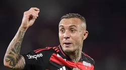 RJ - RIO DE JANEIRO - 20/07/2025 - BRASILEIRO A 2025, FLAMENGO X FLUMINENSE - Everton Cebolinha jogador do Flamengo durante partida contra o Fluminense no estadio Maracana pelo campeonato Brasileiro A 2025.