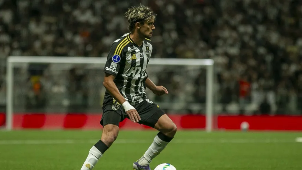 Scarpa analisa empate no clássico na Arena MRV – Foto: Fernando Moreno/AGIF