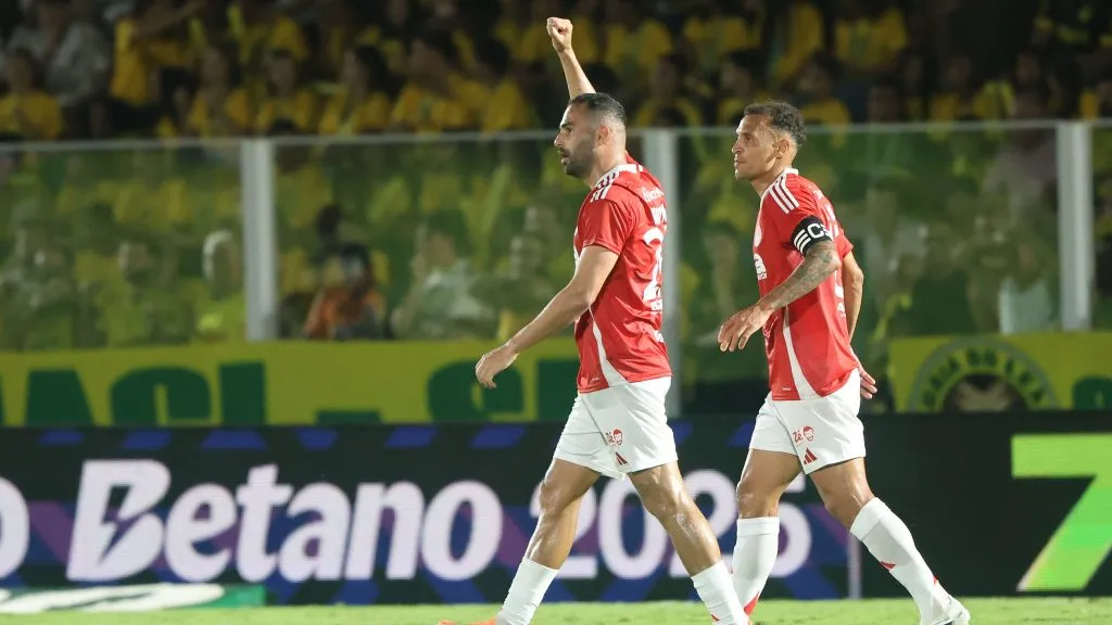 Thiago Maia comemra o seu gol, mas não foi o bastante para a reação do Inter – Foto: Ricardo Duarte / Internacional