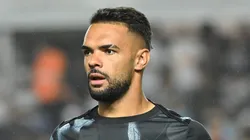 Raniele foi o capitão do Timão no jogo de ontem