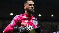 Everson não se calou sobre os problemas que marcaram a arbitragem do Clássico