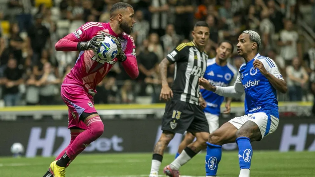Eversondurante partida contra o Cruzeiro na Arena MRV . Foto: Fernando Moreno/AGIF