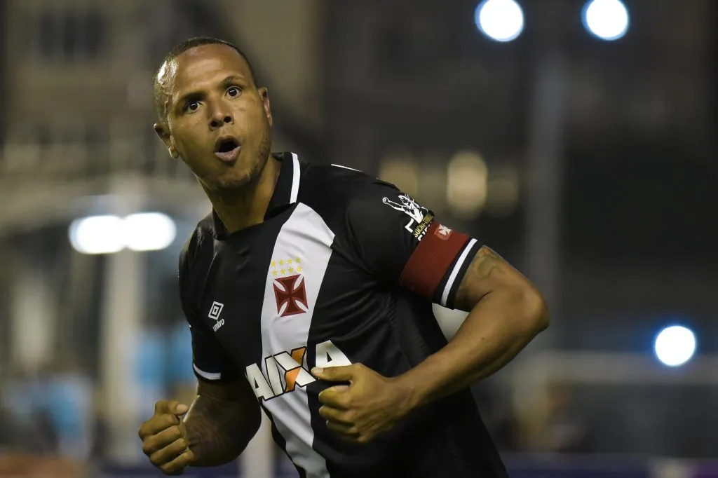 Luis Fabiano. Foto: Thiago Ribeiro/AGIF