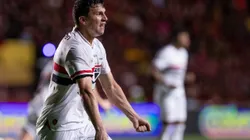 PE - RECIFE - 16/08/2025 - BRASILEIRO A 2025, SPORT X SAO PAULO - Tapia jogador do Sao Paulo durante partida contra o Sport no estadio Ilha do Retiro pelo campeonato Brasileiro A 2025. Foto: Rafael Vieira/AGIF