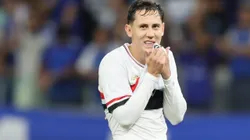 MG - BELO HORIZONTE - 30/08/2025 - BRASILEIRO A 2025, CRUZEIRO X SAO PAULO - Patryck jogador do Sao Paulo lamenta durante partida contra o Cruzeiro no estadio Mineirao pelo campeonato Brasileiro A 2025. Foto: Gilson Lobo/AGIF