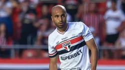 SP - SAO PAULO - 05/10/2025 - BRASILEIRO A 2025, SAO PAULO X PALMEIRAS - Lucas Moura jogador do Sao Paulo durante partida contra o Palmeiras no estadio Morumbi pelo campeonato Brasileiro A 2025. Foto: Marcello Zambrana/AGIF