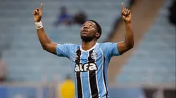 RS - PORTO ALEGRE - 08/07/2025 - RECOPA GAUCHA 2025, GREMIO X SAO JOSE - Francis Amuzu jogador do Gremio comemora seu gol durante partida contra o Sao Jose no estadio Arena do Gremio pelo campeonato Recopa Gaucha 2025. Foto: Cristiano Junior/AGIF