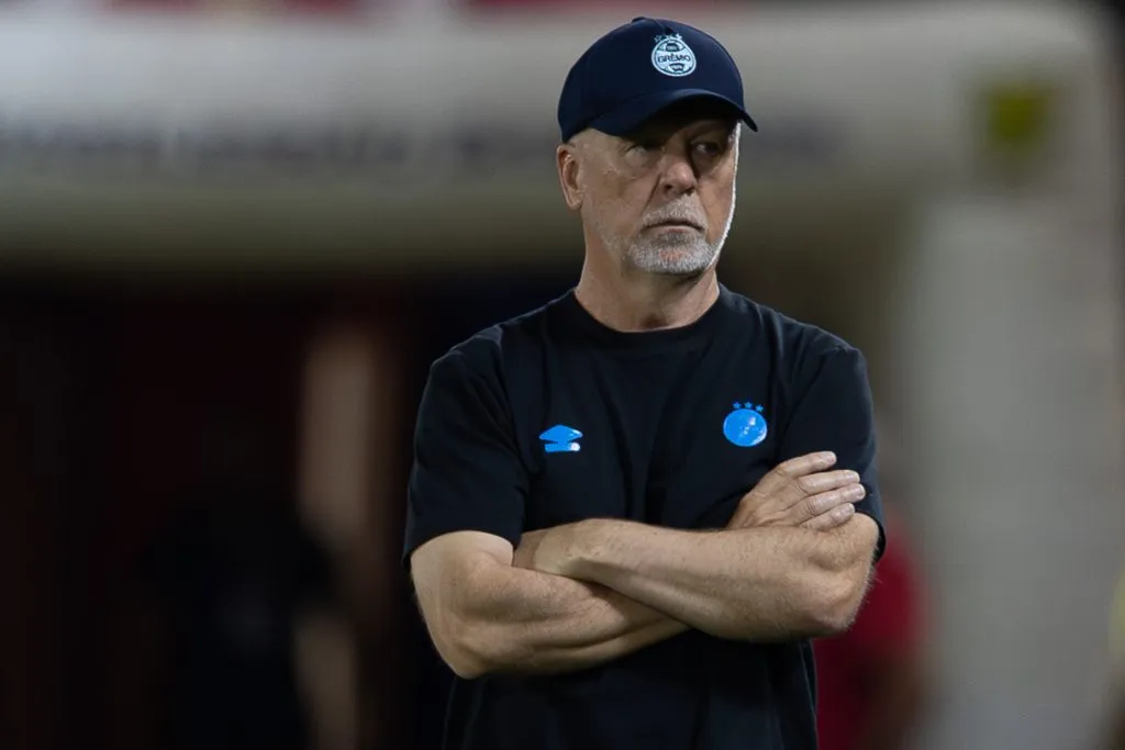 Grêmio de Mano Menezes foi superado pelo Bahia. Foto: Joisel Amaral/AGIF