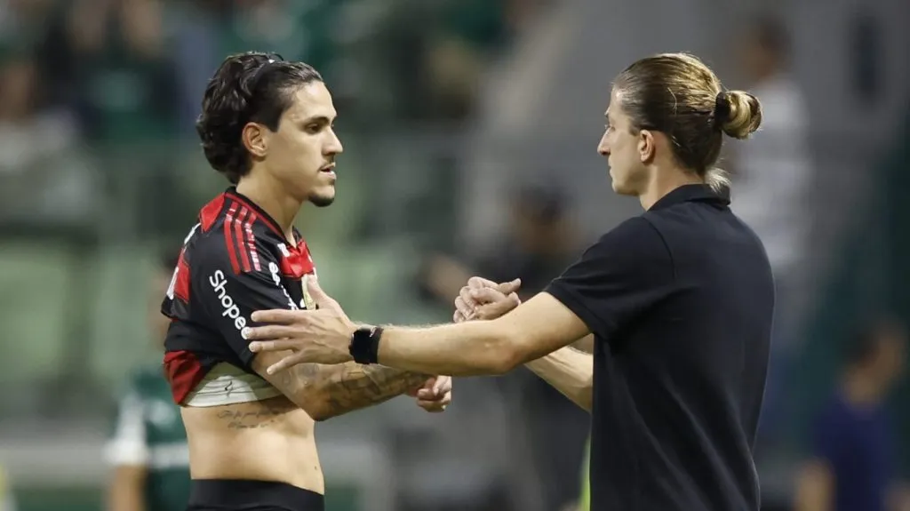Foto: Miguel Schincariol/Getty Images – Filipe Luís gosta de atacantes com mais movimentação.