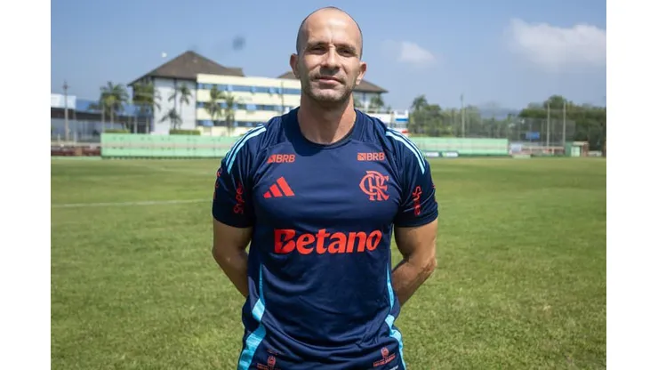 Celso Silva retorna ao Flamengo, comandando as Meninas da Gávea. Foto: Mariana Sá/CRF