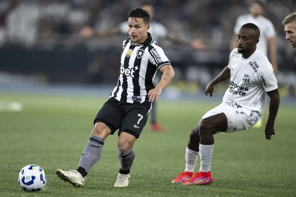 Botafogo venceu o Ceará no 1º turno do Brasileirão. Foto: Jorge Rodrigues/AGIF