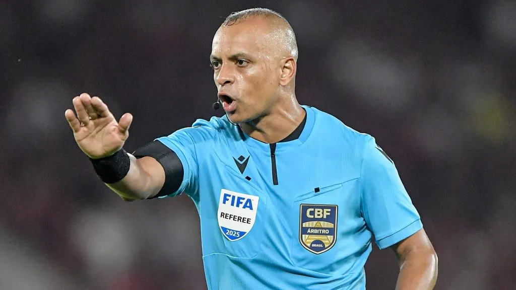 Wilton Pereira Sampaio durante partida. Foto: Thiago Ribeiro/AGIF