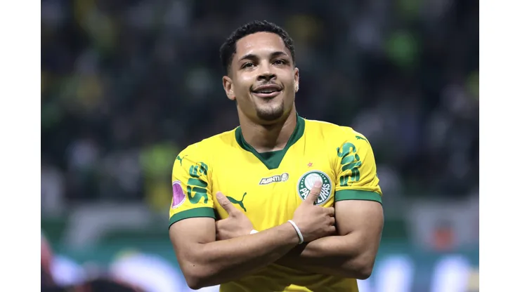Neto compara Pedro e Vitor Roque antes de Flamengo x Palmeiras