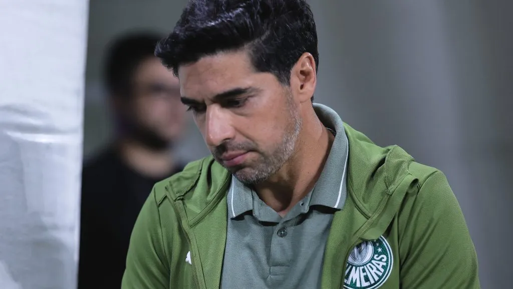 Abel Ferreira durante partida. Foto: Ettore Chiereguini/AGIF