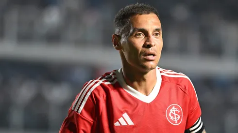 Alan Patrick em campo pelo Inter. Foto: Jota Erre/AGIF