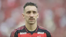 Leo Ortiz jogador do Flamengo durante partida contra o Gremio no estadio Maracana pelo campeonato Brasileiro A 2025. Foto: Thiago Ribeiro/AGIF