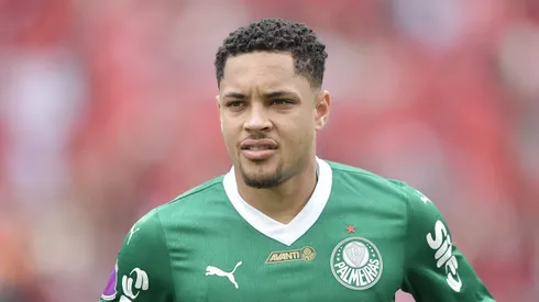 Vitor Roque é artilheiro do Palmeiras no Brasileirão. Foto: Thiago Ribeiro/AGIF