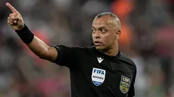 Wilton Pereira Sampaio foi o escolhido para o jogo (Foto: Thiago Ribeiro/AGIF)