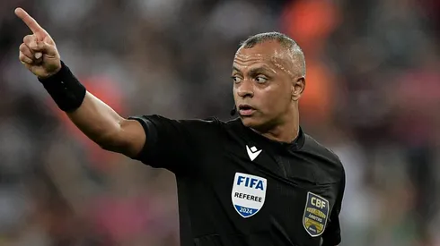 Wilton Pereira Sampaio foi o escolhido para o jogo (Foto: Thiago Ribeiro/AGIF)