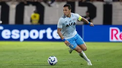 Marlon em ação pelo Grêmio - Foto: Joisel Amaral/AGIF