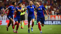 Bahia comemora gol na goleada por 4 a 0 sobre o Grêmio