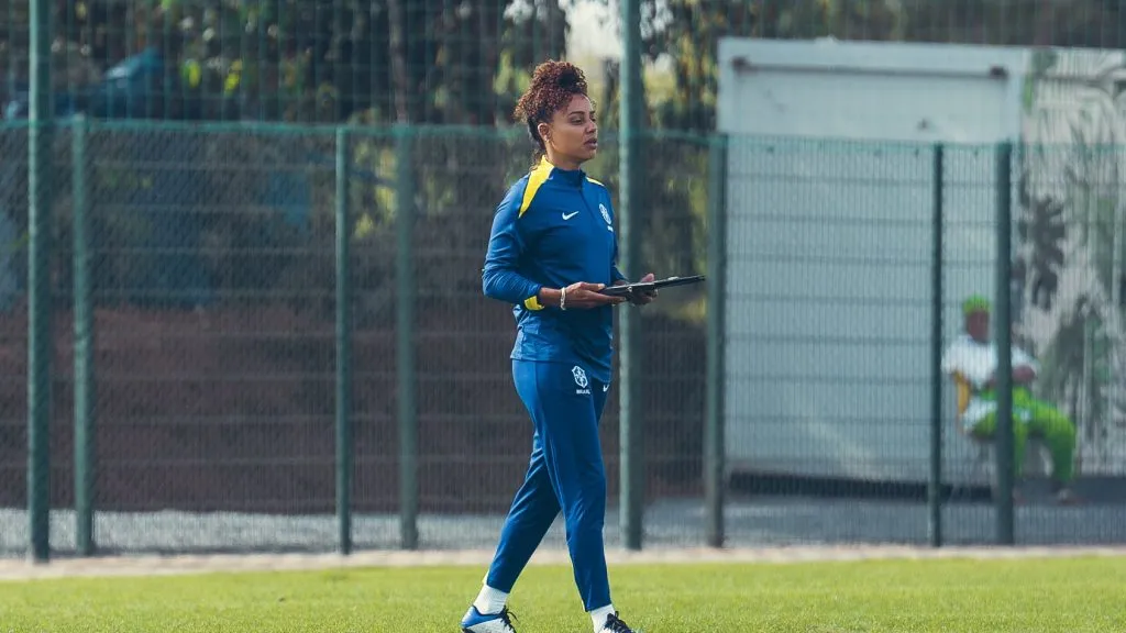 Treinadora do Brasil Feminino Sub-17 Rilany Silva