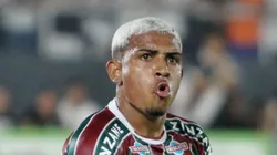 Atacante durante jogo do Fluzão em Assunção, no Paraguai.