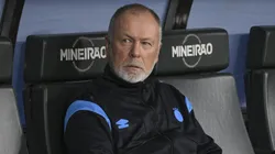 Mano Menezes, técnico do Grêmio em partida pelo campeonato brasileiro (Foto: Pedro Vilela/Getty Images)