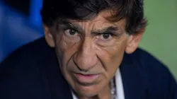 Gustavo Costas, técnico do Racing em partida pelo campeonato argentino (Foto: Marcelo Endelli/Getty Images)