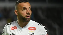 Guilherme jogador do Santos - Foto: Jota Erre/AGIF