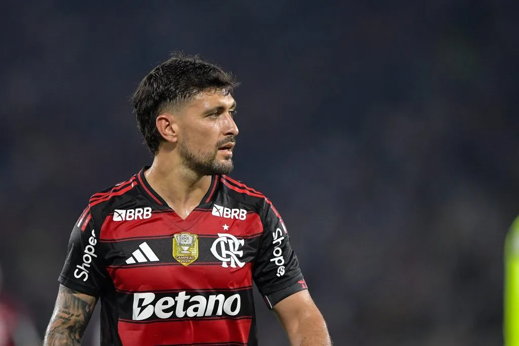 Arrascaeta foi substituído quando era destaque em Flamengo x Palmeiras. Foto: Thiago Ribeiro/AGIF