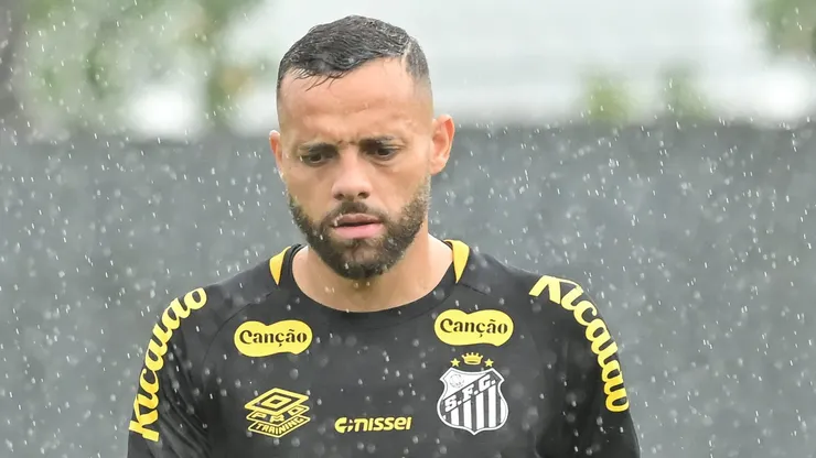 Guilherme tem situação exposta no Santos