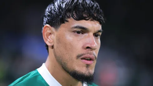 Gustavo Gómez durante partida contra o Mirassol, no Allianz Parque, pelo Brasileirão.