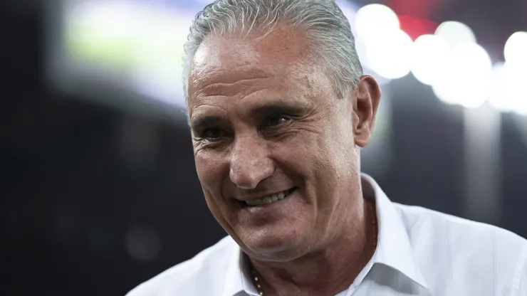 RJ - RIO DE JANEIRO - 15/08/2024 - COPA LIBERTADORES 2024, FLAMENGO X BOLIVAR - Tite tecnico do Flamengo durante partida contra o Bolivar no estadio Maracana pelo campeonato Copa Libertadores 2024. Foto: Jorge Rodrigues/AGIF