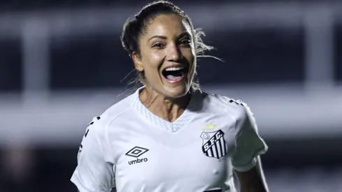 Laryh segue no Santos até o fim de 2026 - Foto: Reinaldo Campos/ Santos F.C.