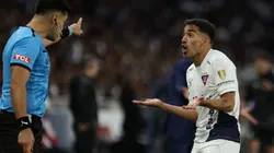 Lisandro Alzugaray durante partida entre LDU x São Paulo - Foto: Franklin Jacome/Getty Images