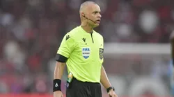 RJ - RIO DE JANEIRO - 19/10/2025 - BRASILEIRO A 2025, FLAMENGO X PALMEIRAS - O arbitro Wilton Pereira Sampaio durante partida entre Flamengo e Palmeiras no estadio Maracana pelo campeonato Brasileiro A 2025. Foto: Thiago Ribeiro/AGIF