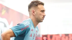 Léo Ortiz está tentando acelerar recuperação. Foto: Gilvan de Souza/Flamengo