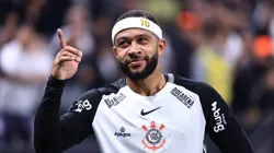 Memphis Depay em partida pelo Corinthians. Foto: Marcello Zambrana/AGIF